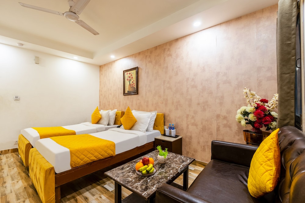 Hotel Palazzo Inn Mansarovar Garden