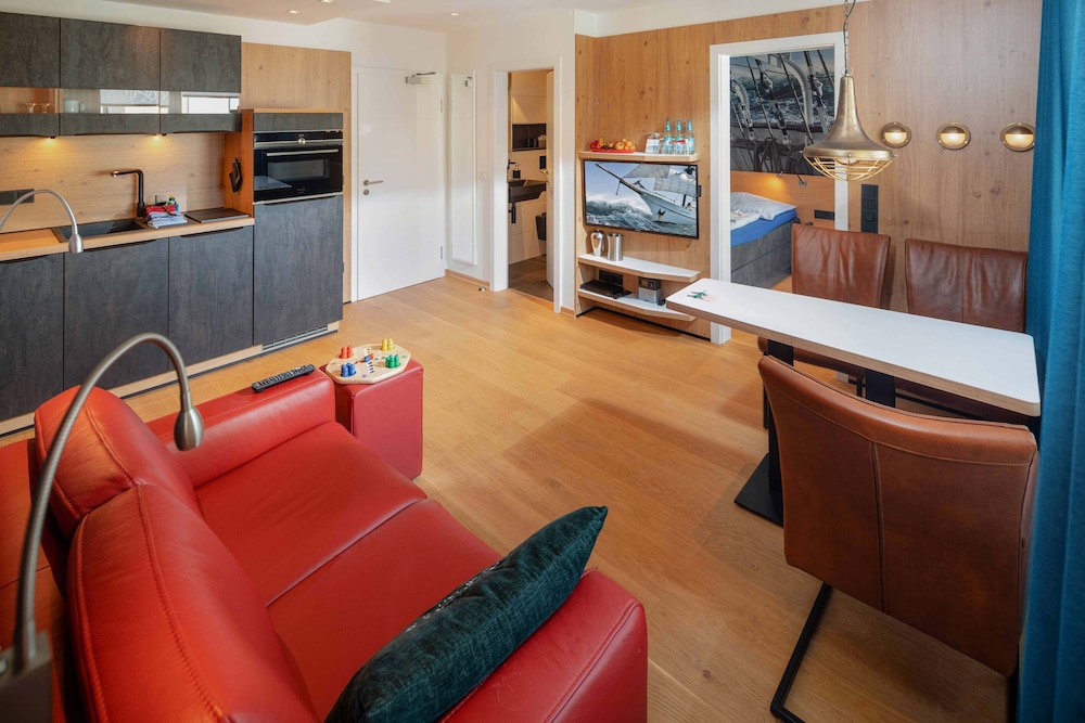ney.land apartments