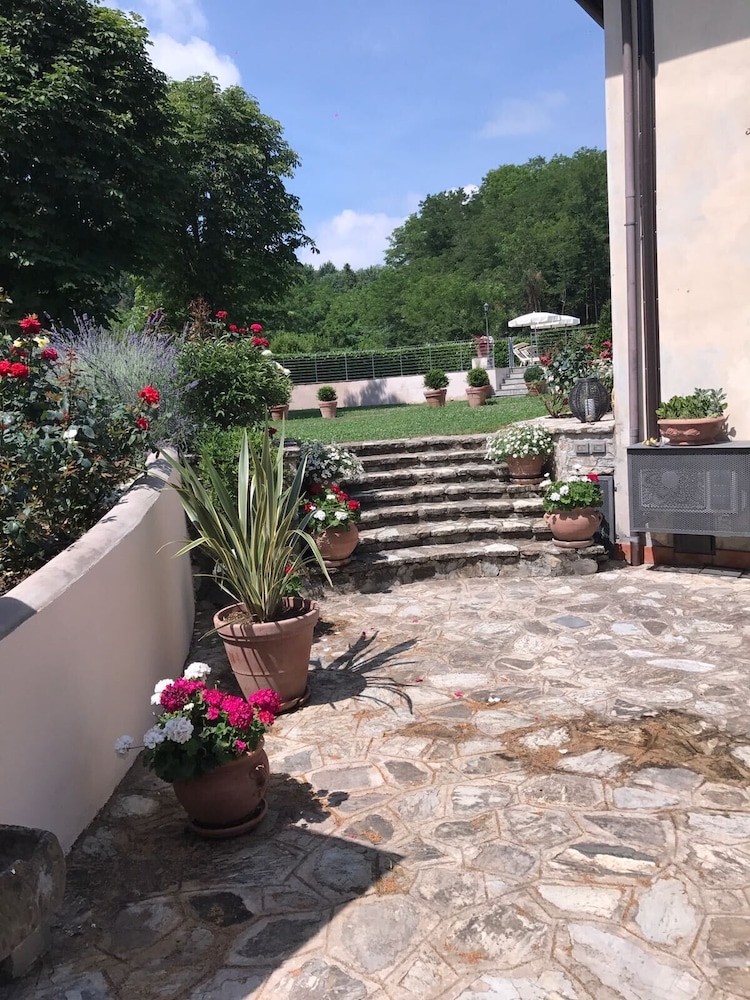 Welcome to Lush Tuscany and Beautiful Villa Adriano view 2