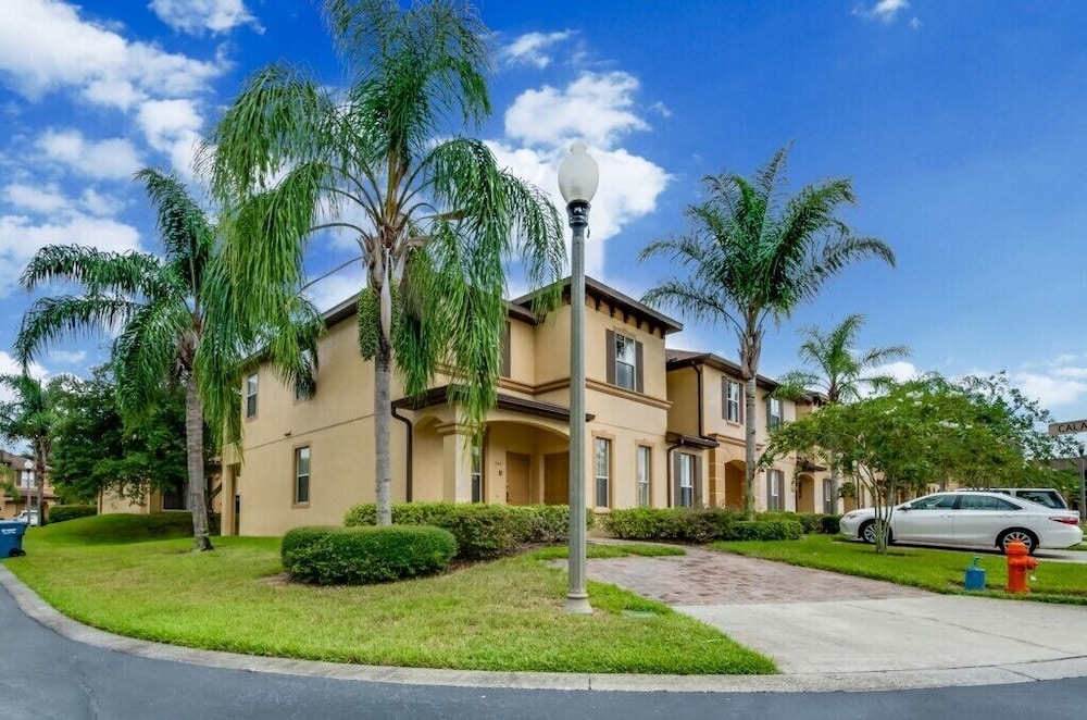 744lam Regal Palms Resort Town Home view 5