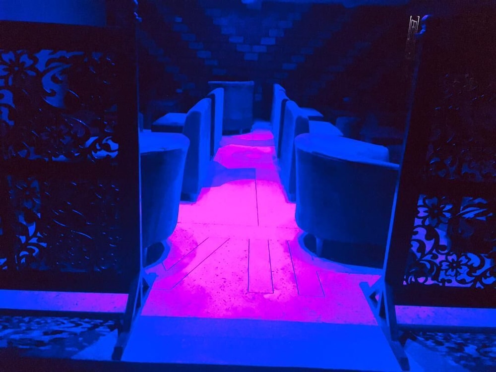 Dyvan Lounge