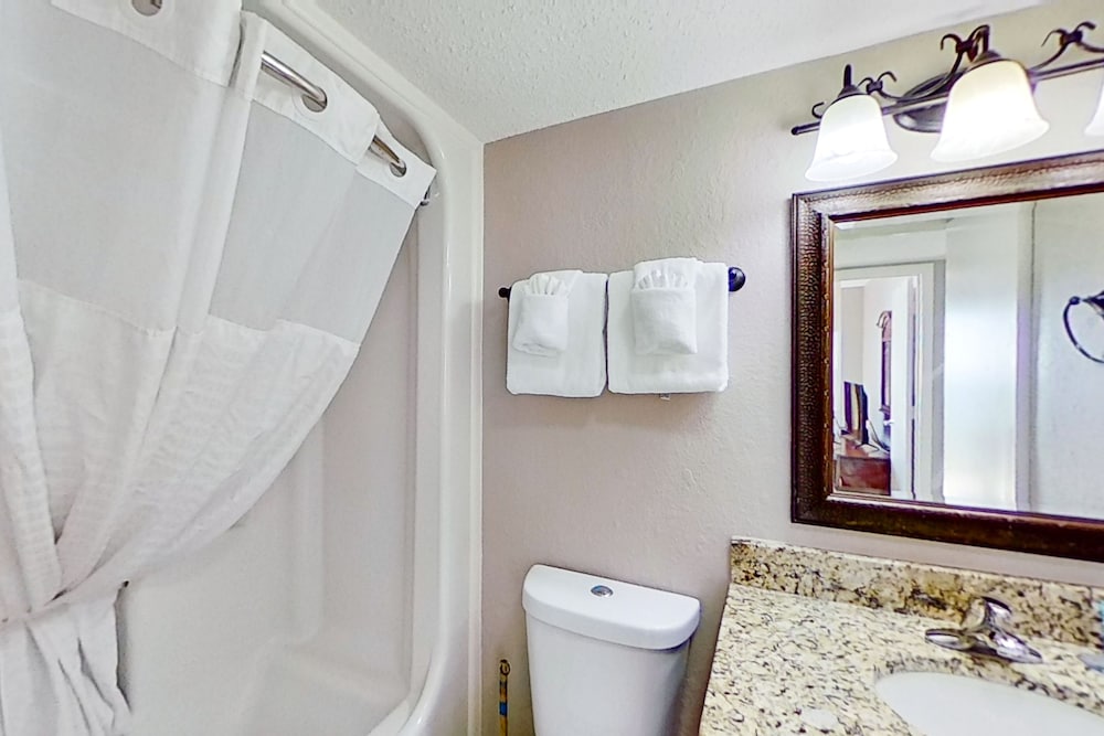Hotel Bad Rain - Property Image 13