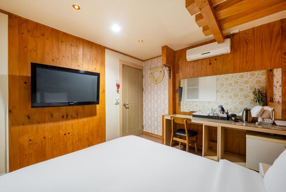 HUE MOTEL