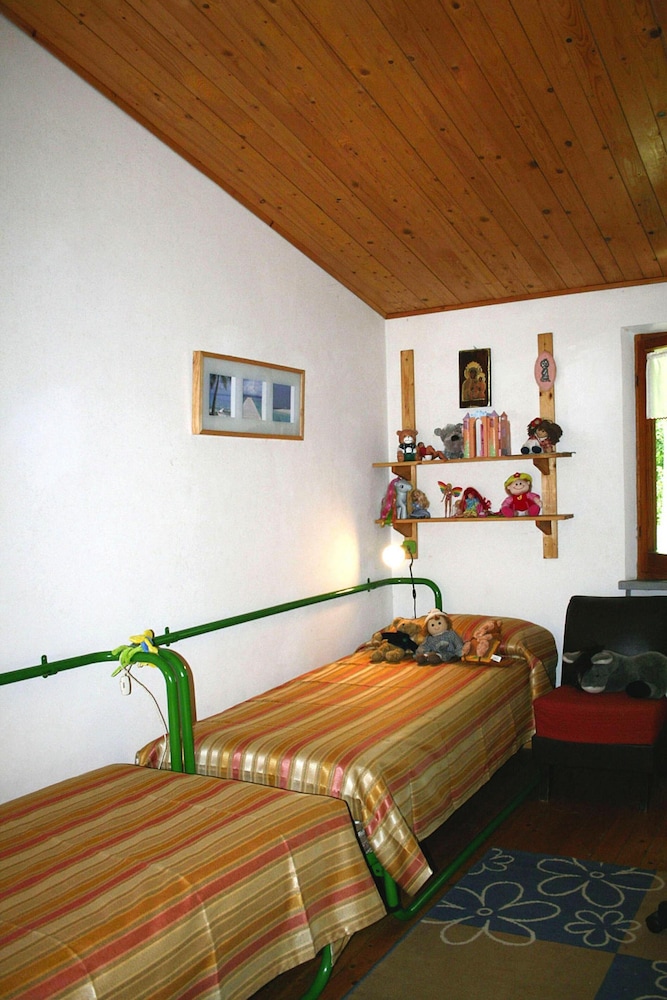 Farmhouse in Fano With Pool & Adriatic Views