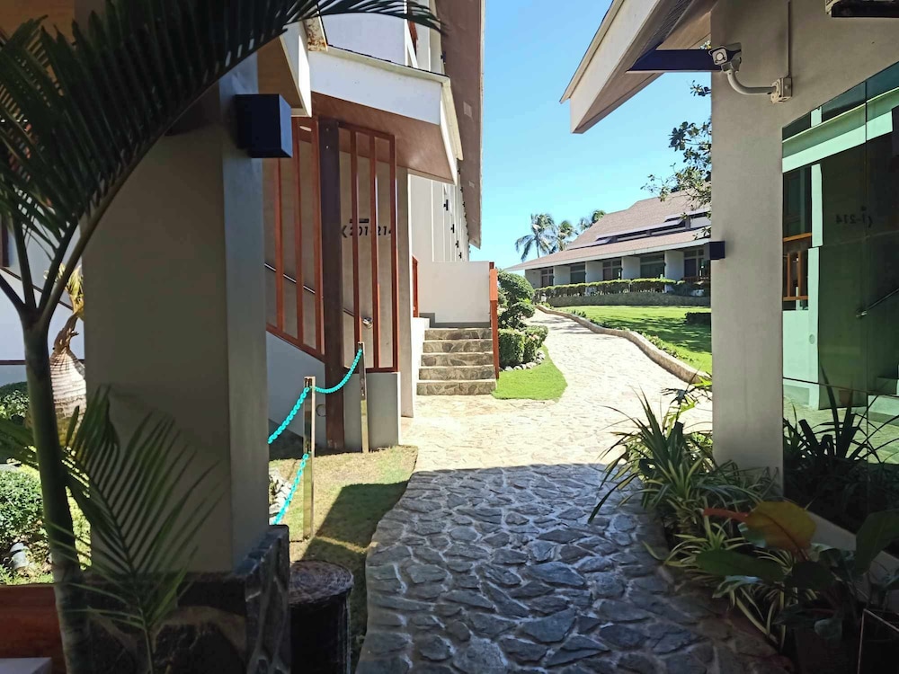 Bugnaw Si-e Beach Resort