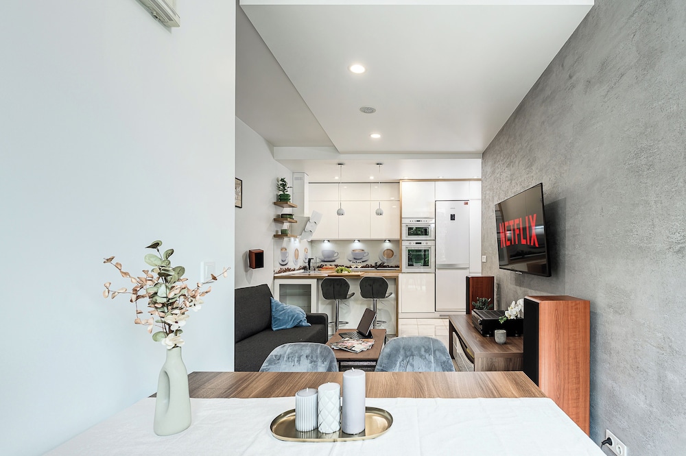 Lumina spacious apartments in Warsaw