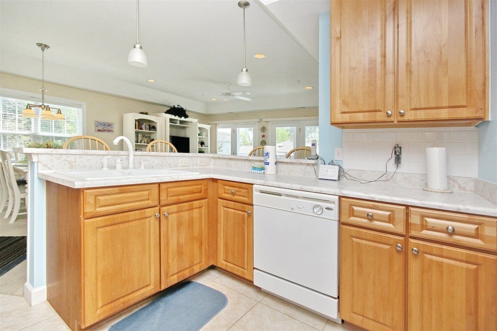 805 Colony II - Property Image 10