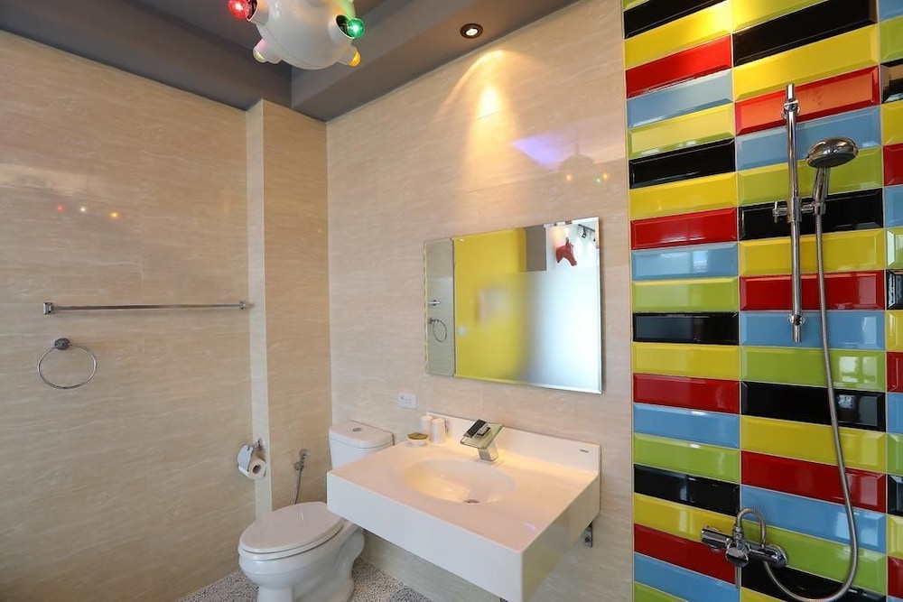 Fas Glass House B&B