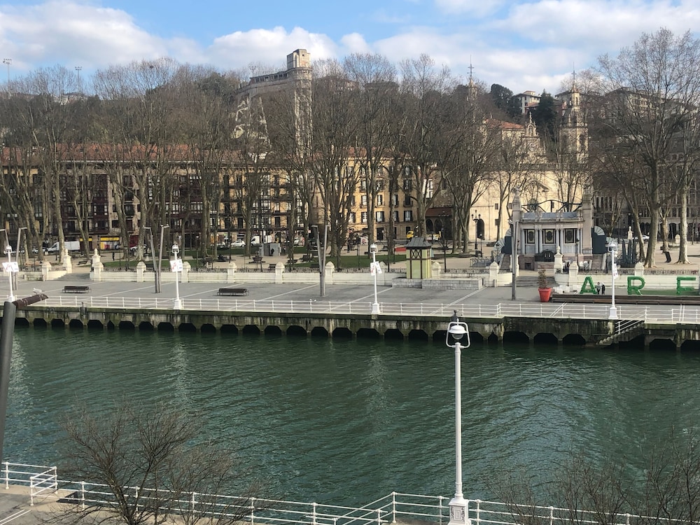 Piso Señorial en Corazon de Bilbao