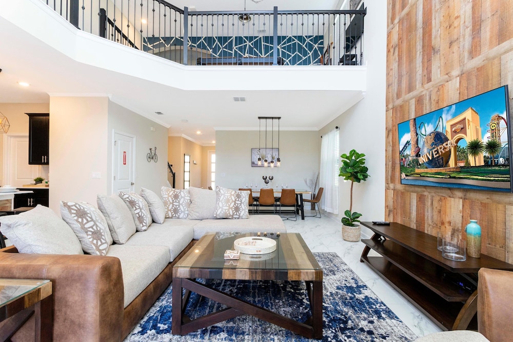 664 WS 5BR Single-family Luxury Private Pool view 5