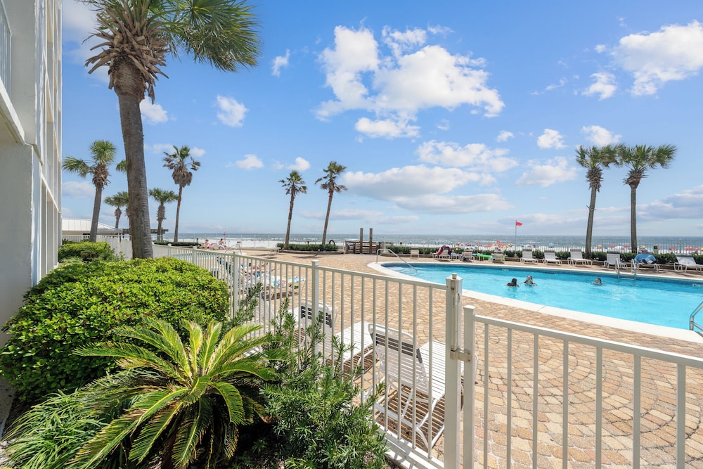 Windward Pointe 104