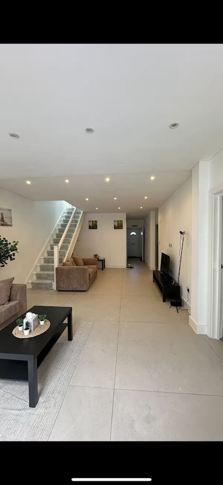 Charming 3 Bedroom House in West London