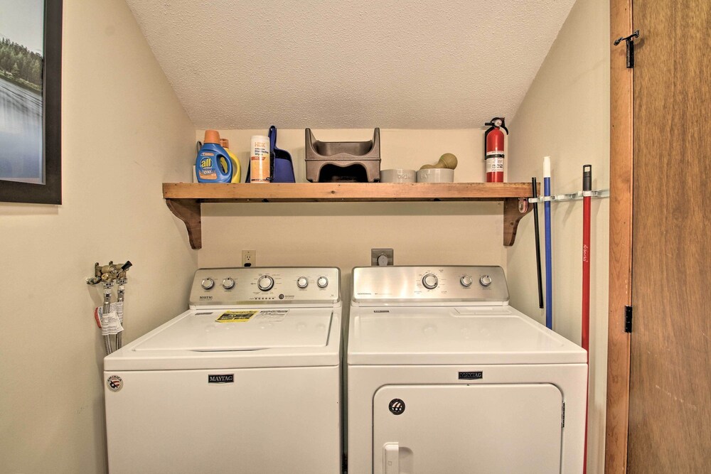 Updated N Conway Retreat Near Hiking & Shopping! view 4