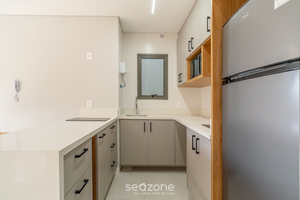 Apartments Just a few Minutes From Ufsc, Condo With Laundry Facilities