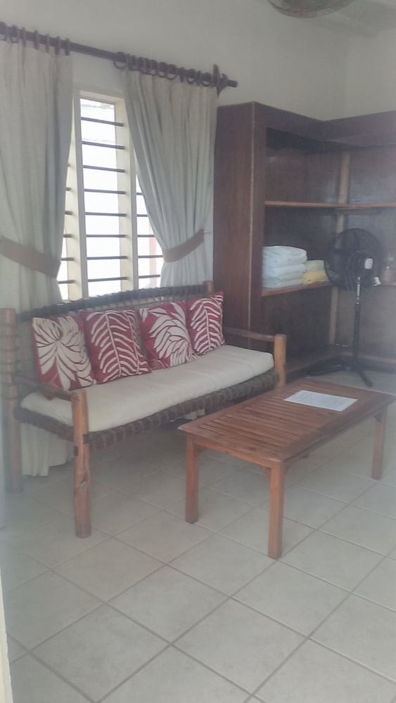 Game Fish Lodge view 5