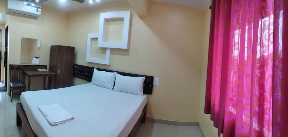 Hotel Shrinivas Residency