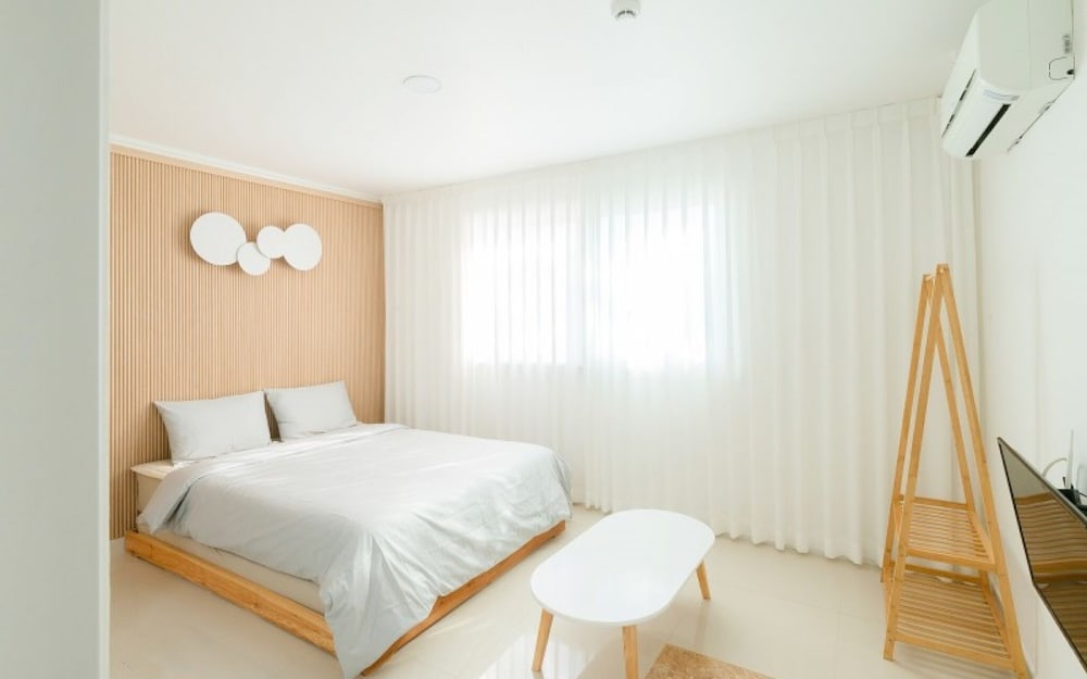 Jeonju Gilgeonneo Hanokmaeul Pension