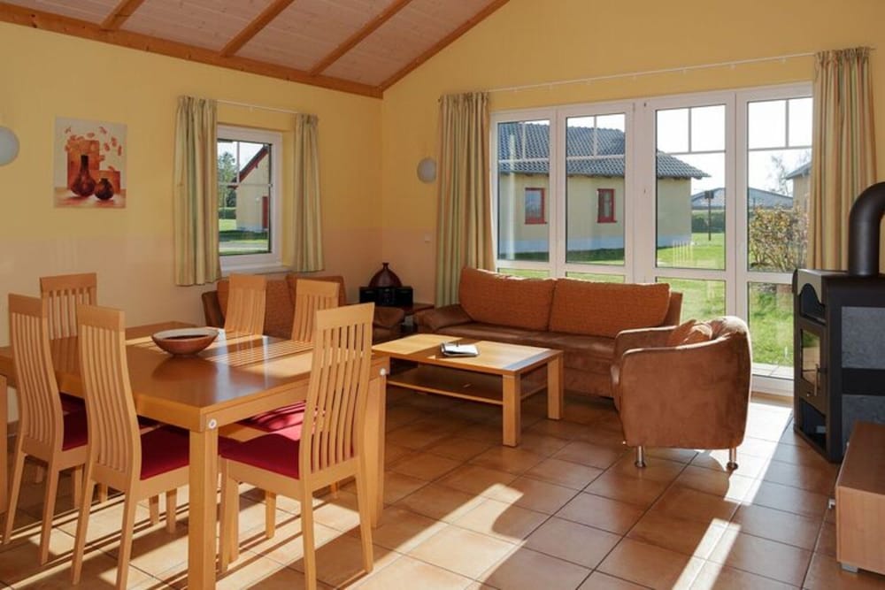 Holiday Home in Markkleeberg Near a Lake