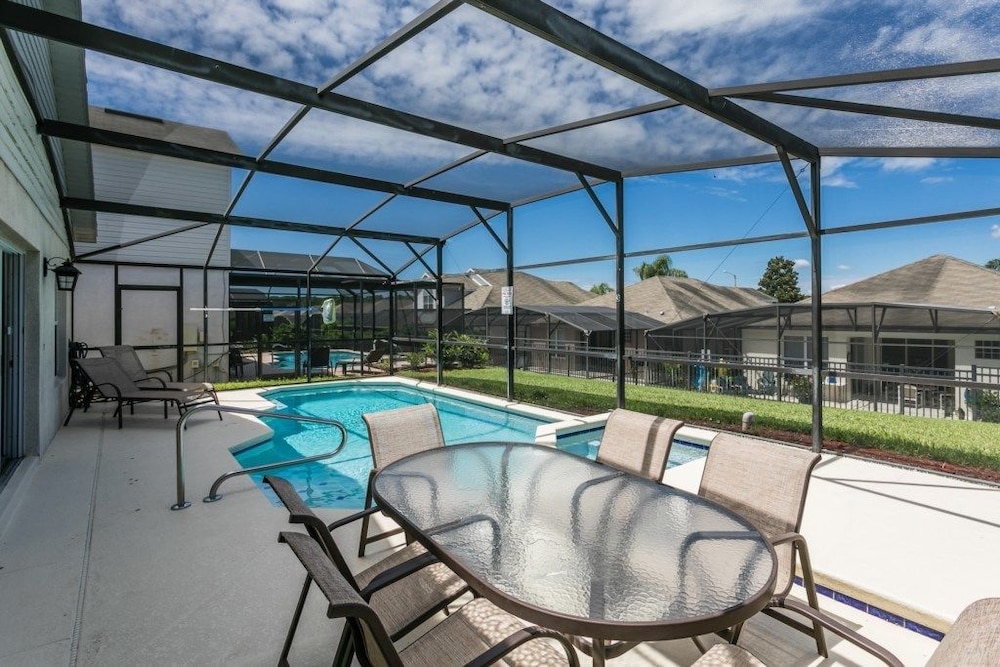 7BR Pool Home Emerald Island by SHV-8409
