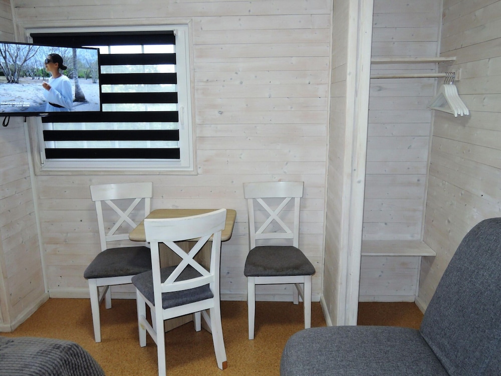 Dziwnowek Holiday House Near Beach