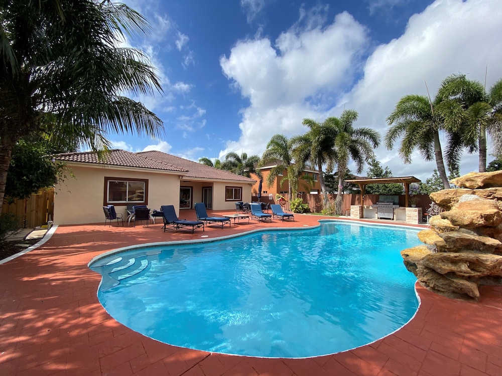 Andy Resort Luxury