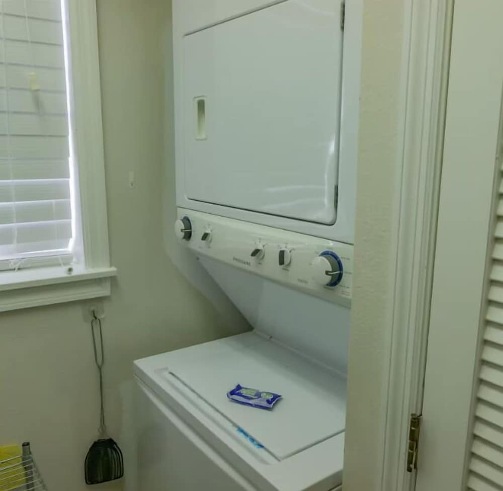 Beachside Villas 823