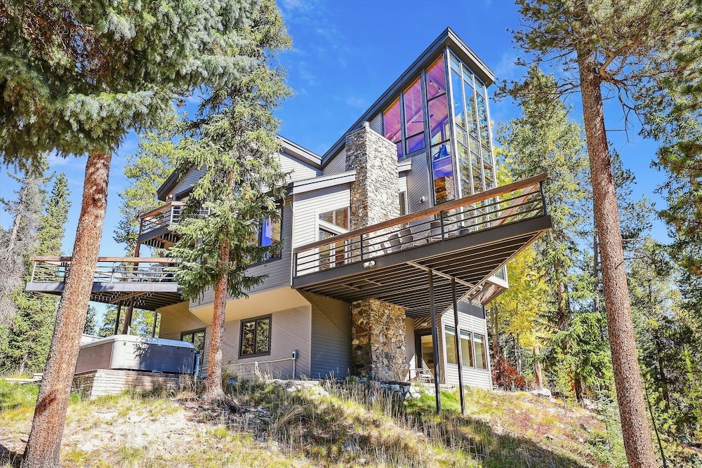 Summit Solitude Estate 3 Bedroom Home