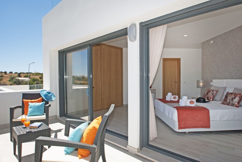 Villa Charlotte view 4