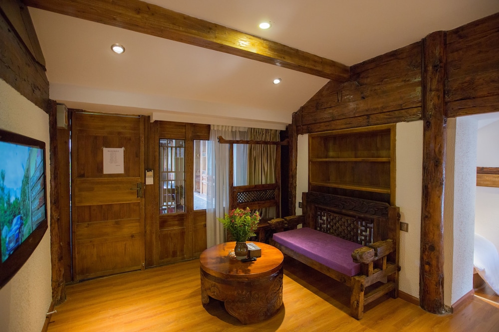 The Purplevine Inn Lijiang
