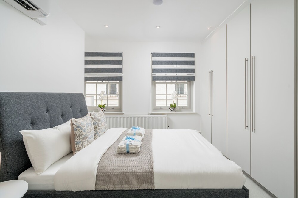 Luxury Eaton Mews House in London