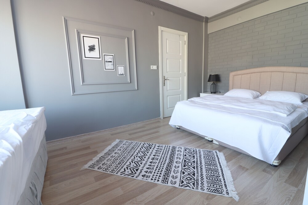 Karakoy VAV Suites