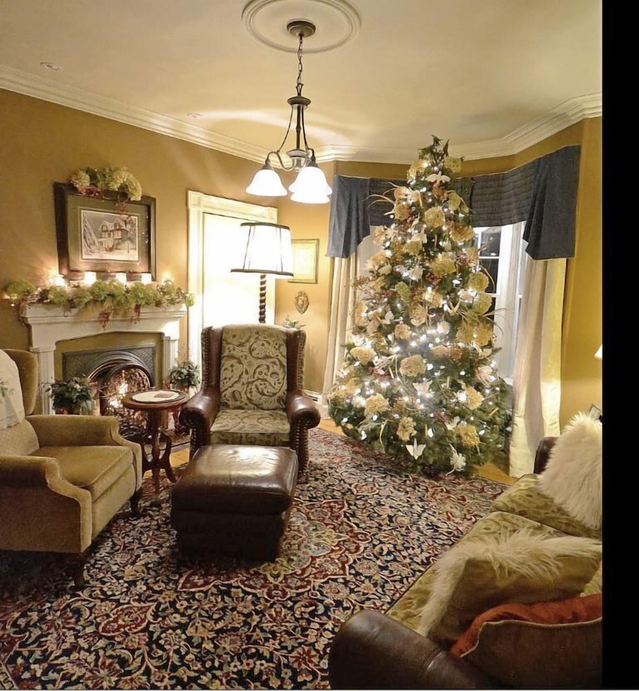 The Briarwood B&B