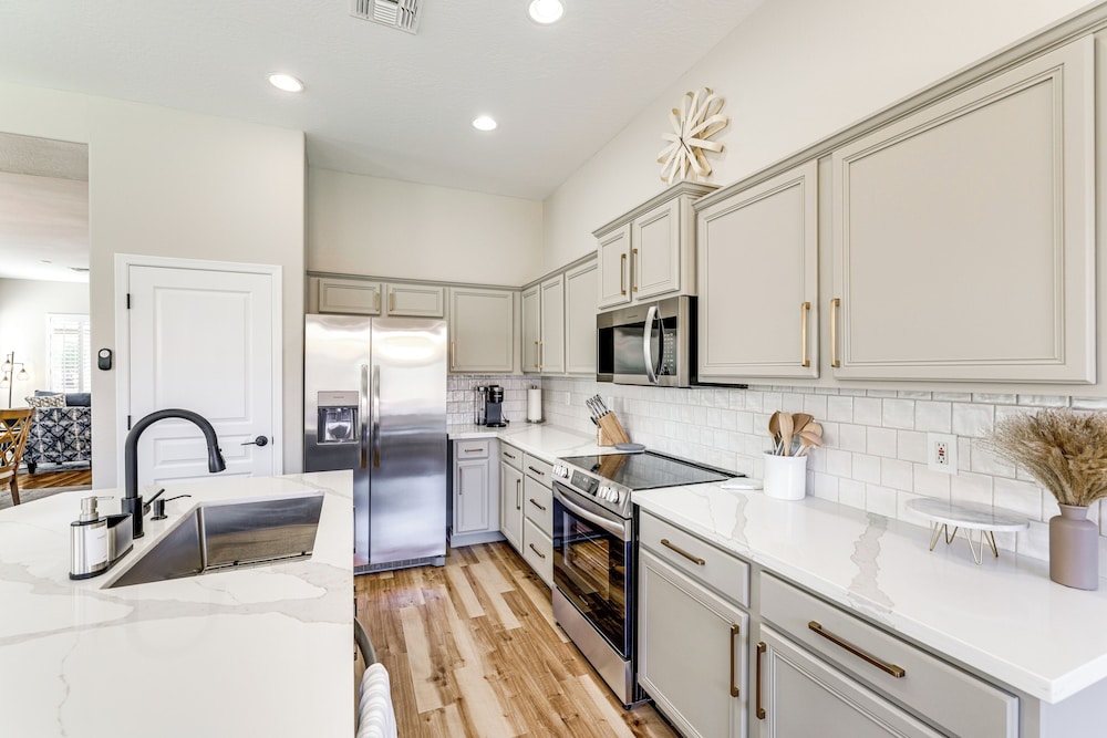 Fenced Pool & Patio: Newly Updated Surprise Home