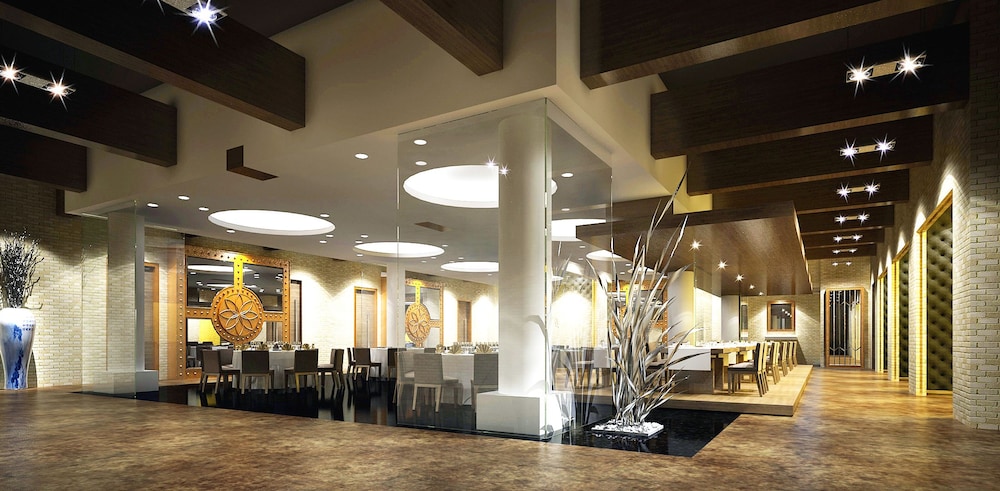 Phoenix Hotspring Resort, photo 32