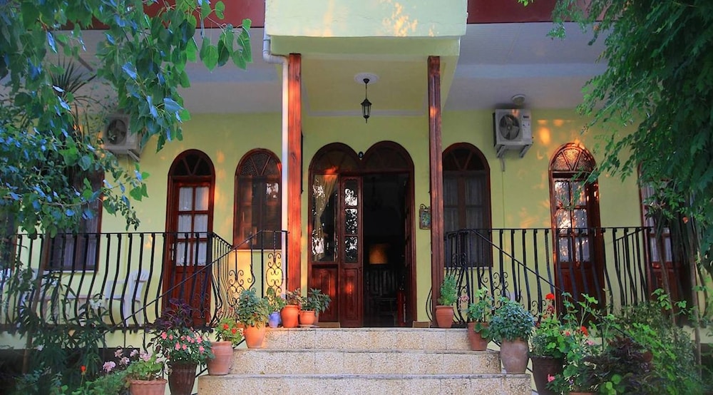 Yakamoz Otel - Image 7
