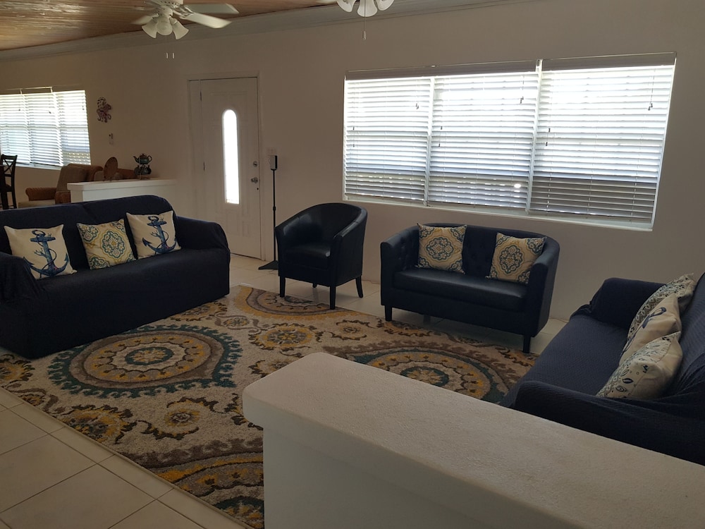 Nature's Delight Lodge view 5