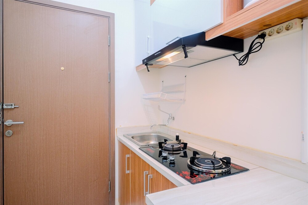 Good Choice and Homey Studio Podomoro Golf View Apartment