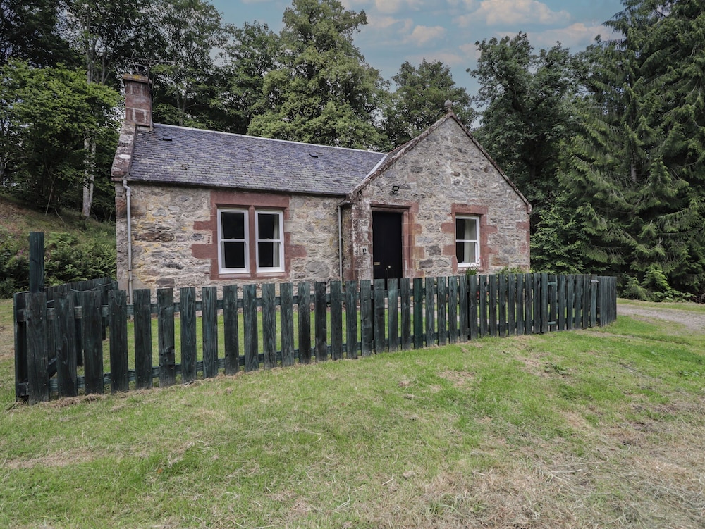 Gunroom Cottage