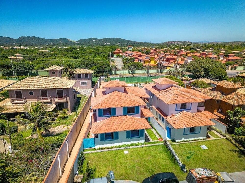 Bz93 Cond pé na areia piscina privativa