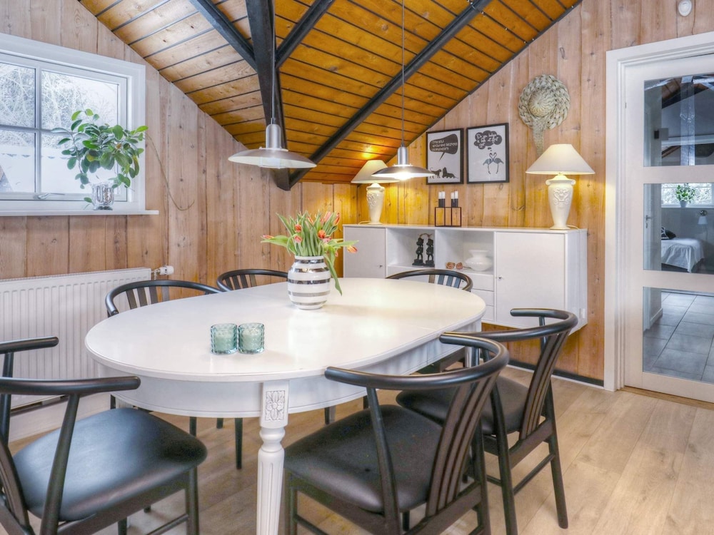 Alluring Holiday Home in Falster near Sea view 5