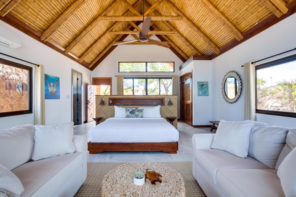 Incredible All-inclusive Luxury Private Island Resort in the Caribbean