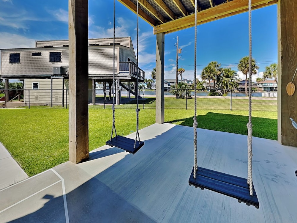 Play N Hooky by Ryson Vacation Rentals