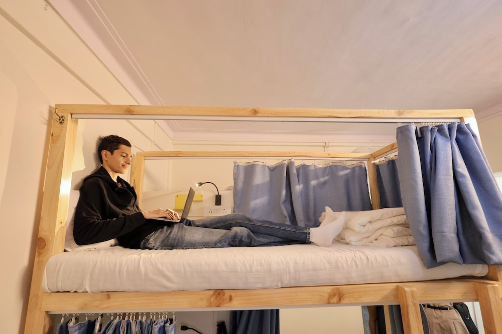Locomo Hostel Mini - 9 mins from airport
