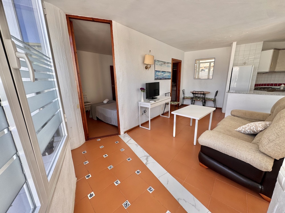 Subordan de Steram Flats