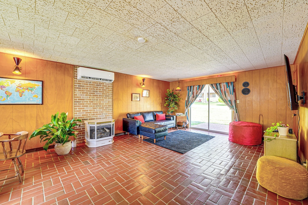 Mid-century 1950s Retreat w/ Carport in Monett!