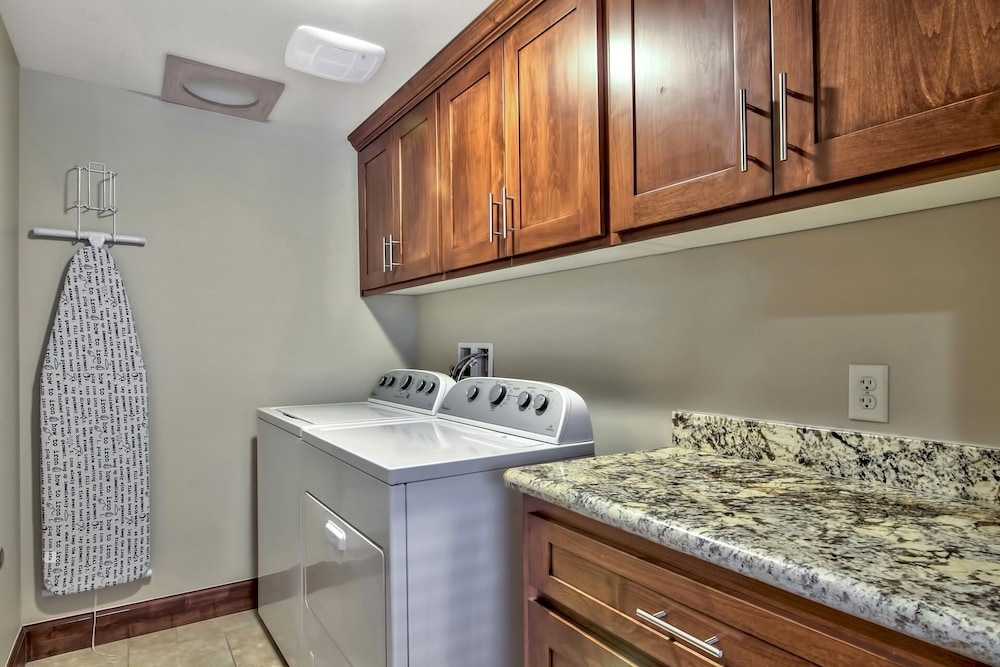 Conifer Chalet 3 Bedroom Condo