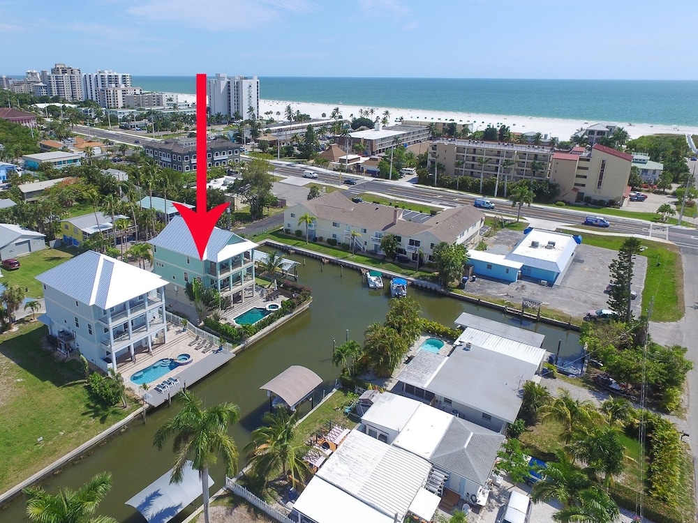 135 Island Escape: 5br Home W/ Pool And Spa! 5 Bedroom Home