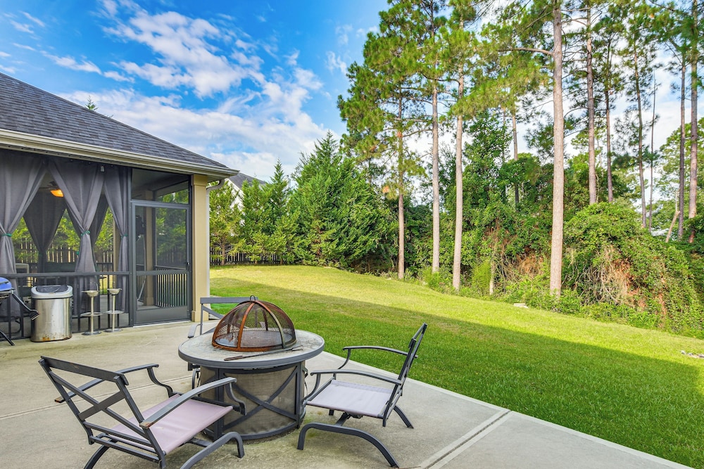 Golf & Hike: Family Home 11 Mi to Fort Bragg!