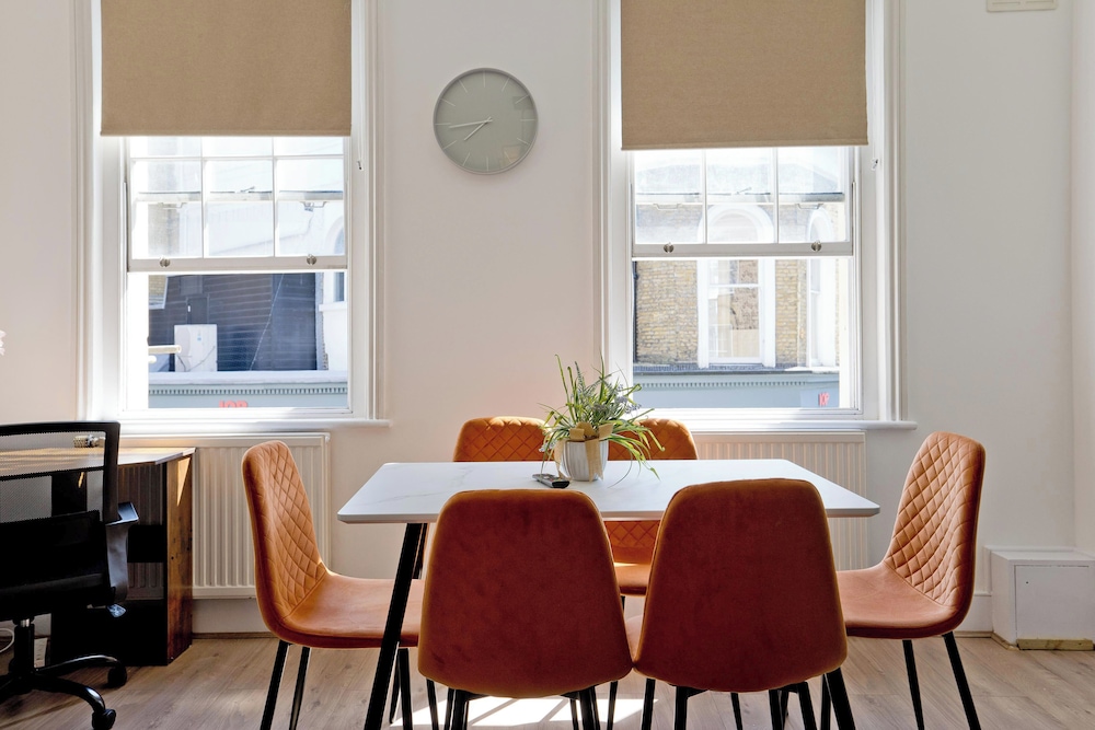 Imperial Horseferry Road Apartment
