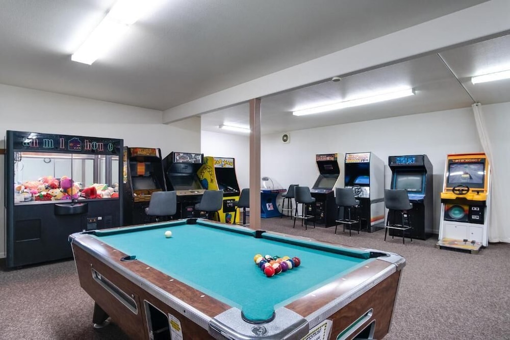 Pend Oreille Shores Resort